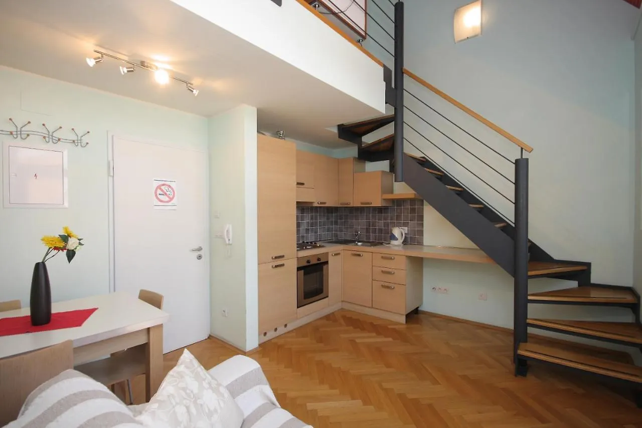 Residence La Familia Prag 2*,  Tschechische Republik